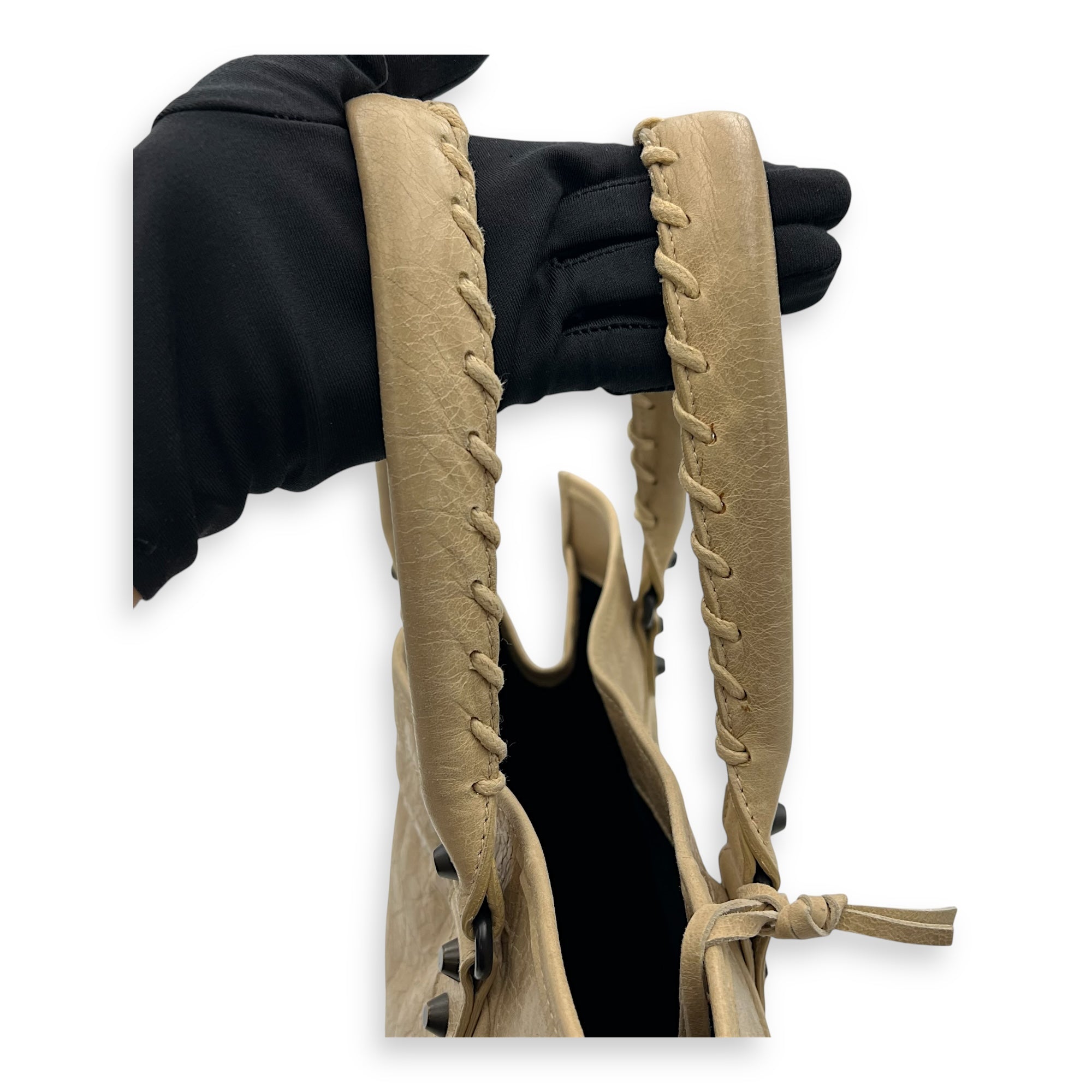 City Shopper Beige Tote Bag in Distressed Leather, Gunmetal hardware - Image 19