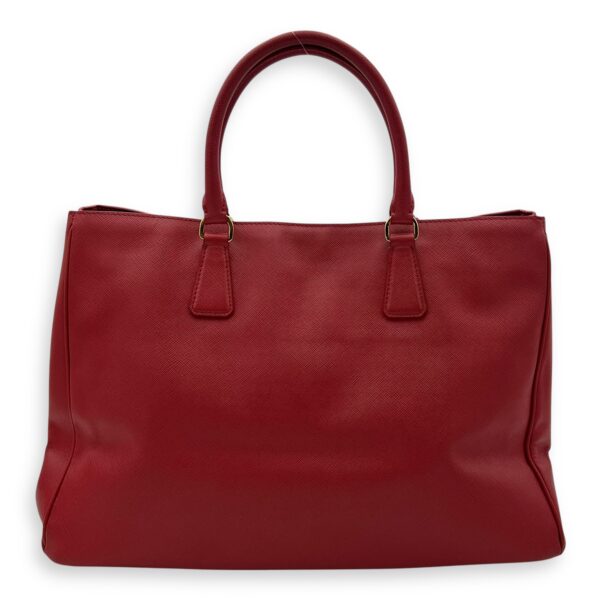 Galleria Top Handle Bag Red in Saffiano Leather, Gold hardware - Image 3