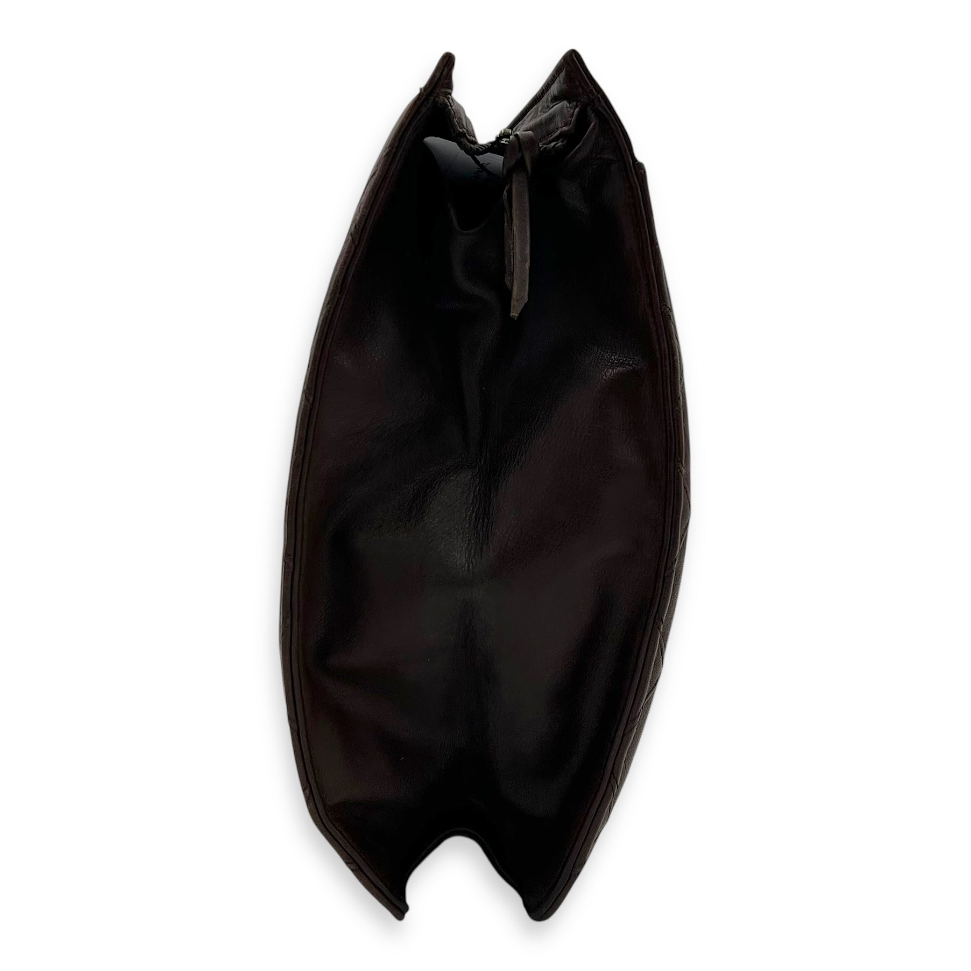 Vintage Pouch Brown in Calfskin, Antique Brass hardware - Image 5