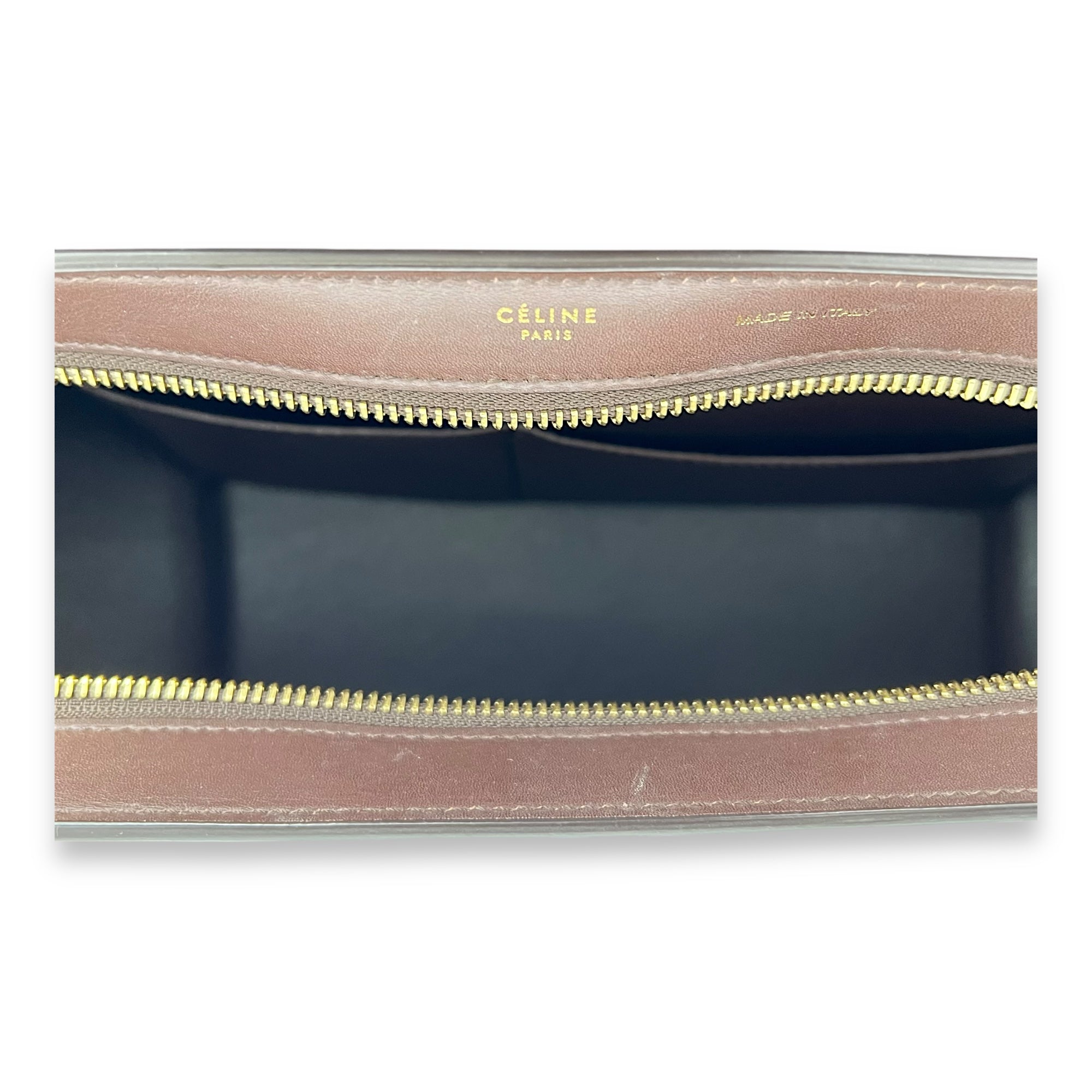 Trapeze Top Handle Bag Red in Calfskin, Gold hardware - Image 7