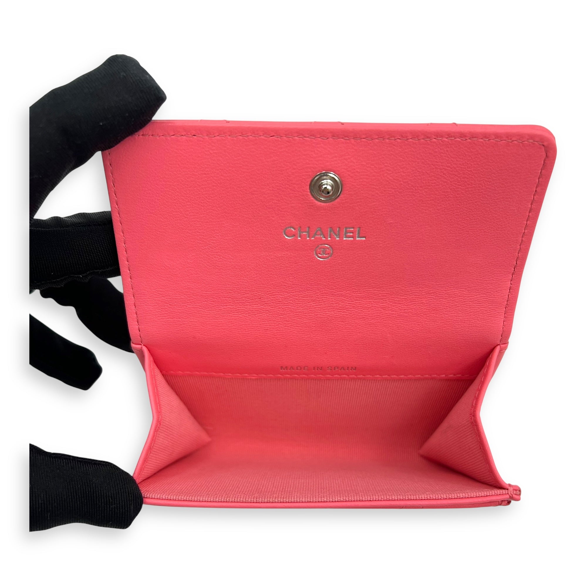 CC Pink Card Holder in Lambskin, Silver hardware - Image 9