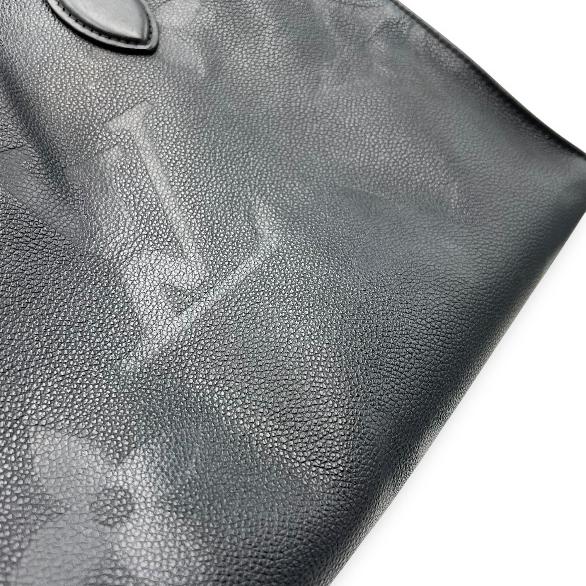 OnTheGo MM Black Top Handle Bag in Empreinte Leather, Gold hardware - Image 10