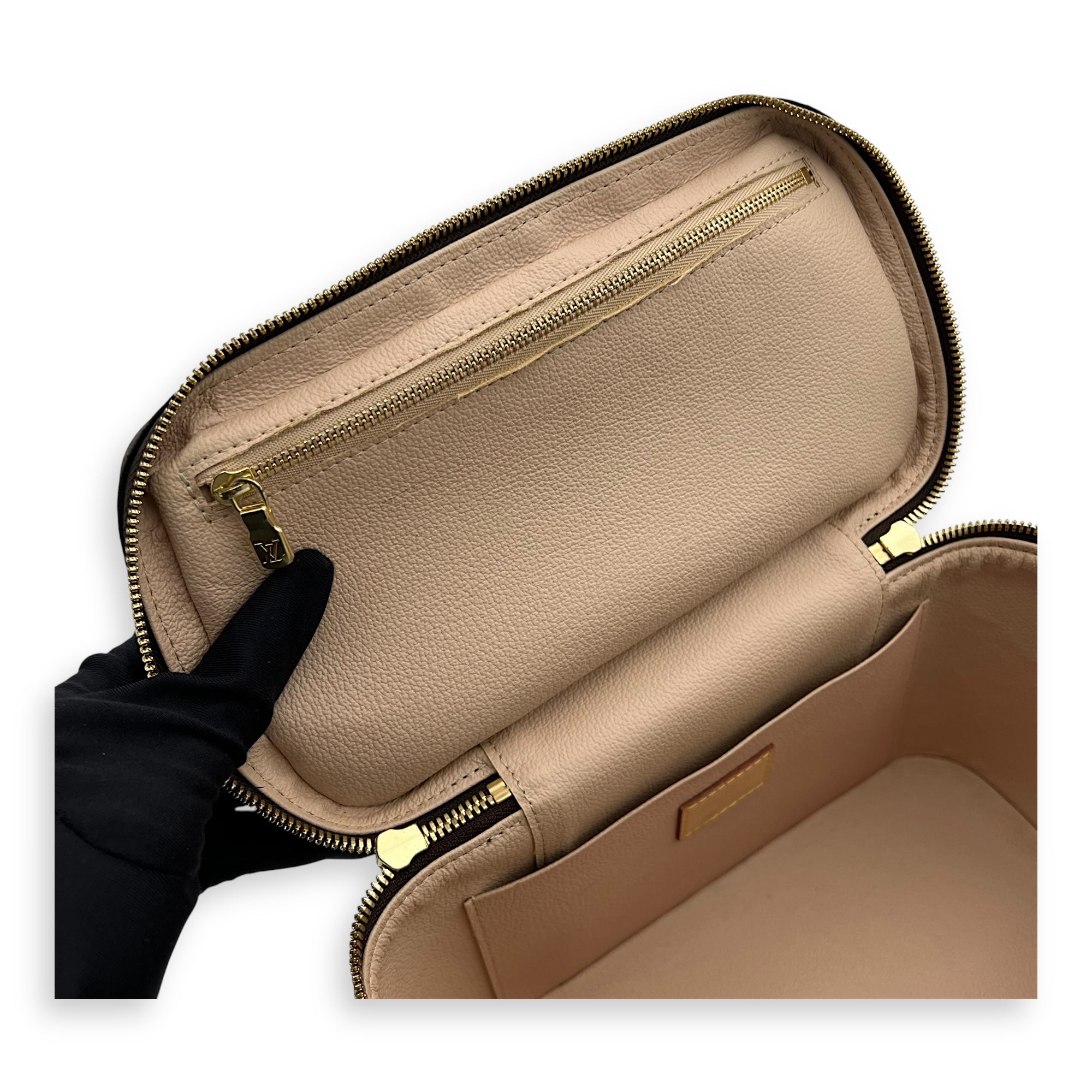 Nice BB Brown Vanity Bag in Monogram Coated Canvas, Gold hardware - Image 11