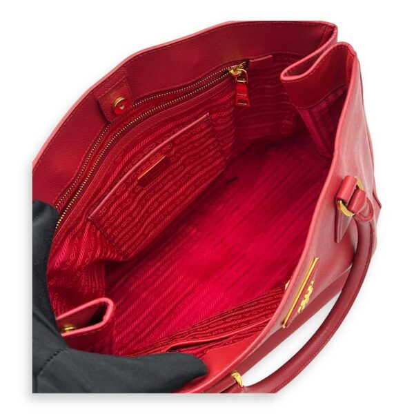 Galleria Top Handle Bag Red in Saffiano Leather, Gold hardware - Image 16