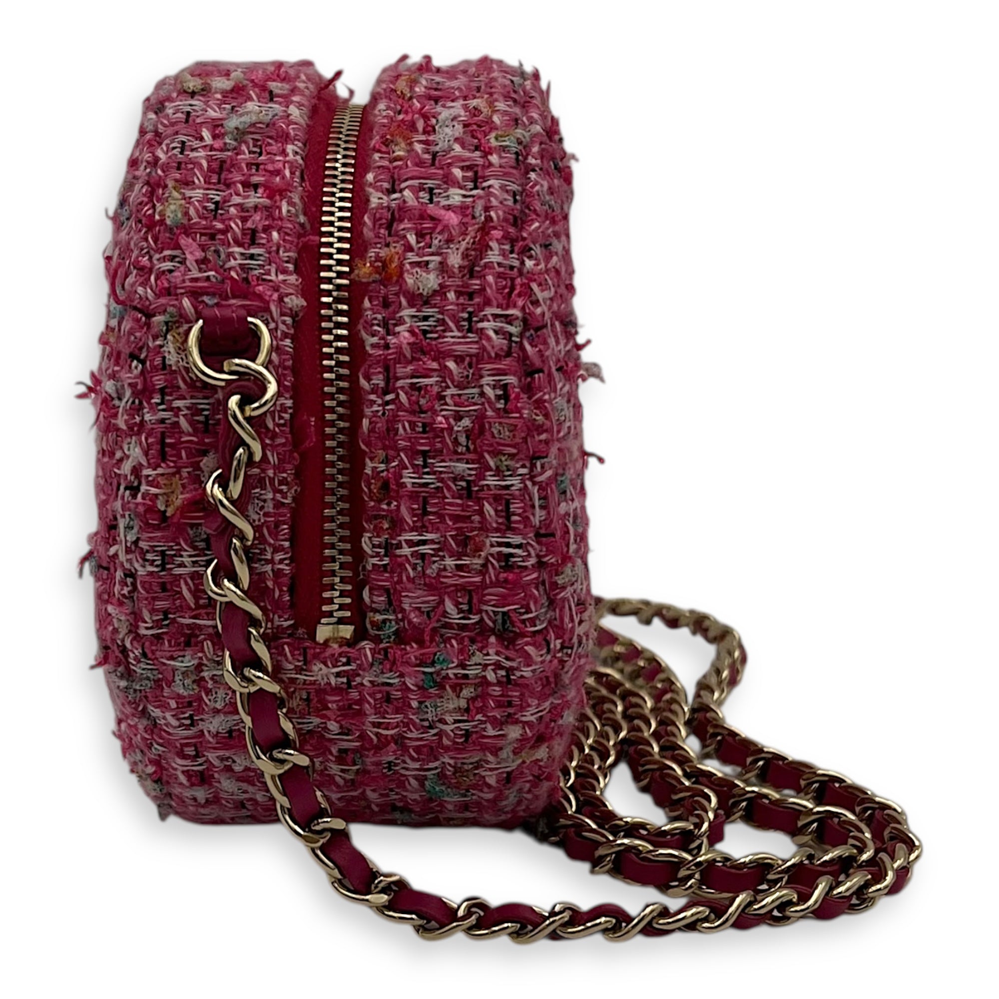 Round CC Pink Crossbody Bag in Tweed, Gold hardware - Image 5