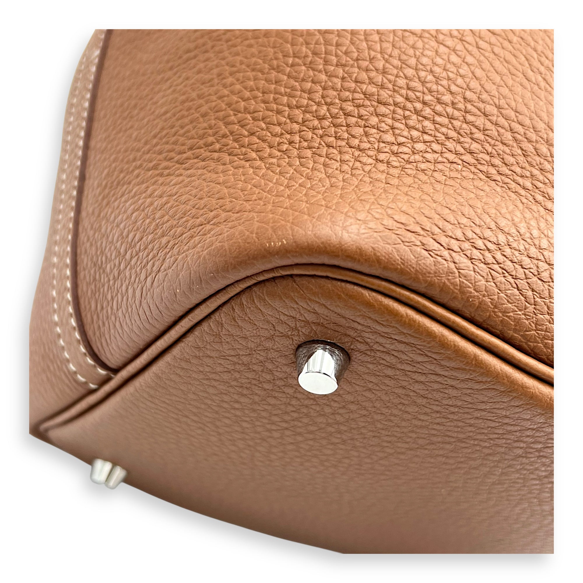 Picotin 22 Gold Top Handle Bag in Clemence, Palladium hardware - Image 9